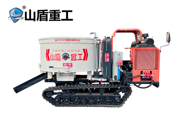 履帶式2800型平口攪拌車